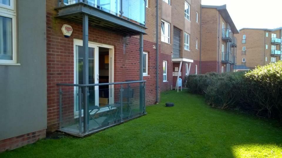 Coastal Apartments - Wales سوانسي المظهر الخارجي الصورة